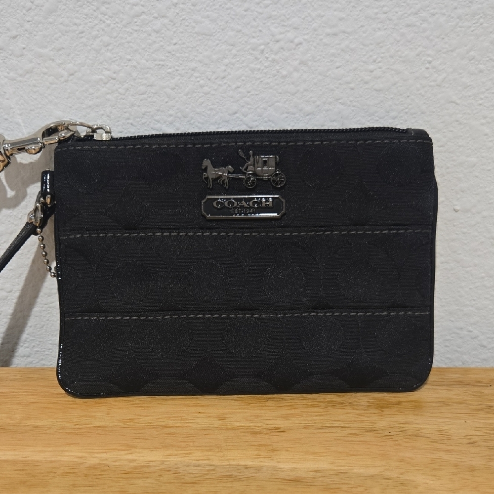 NWOT Coach Black Wristlet Clutch